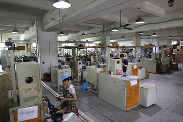 中国 Dongguan Dezhijian Plastic Electronic Ltd